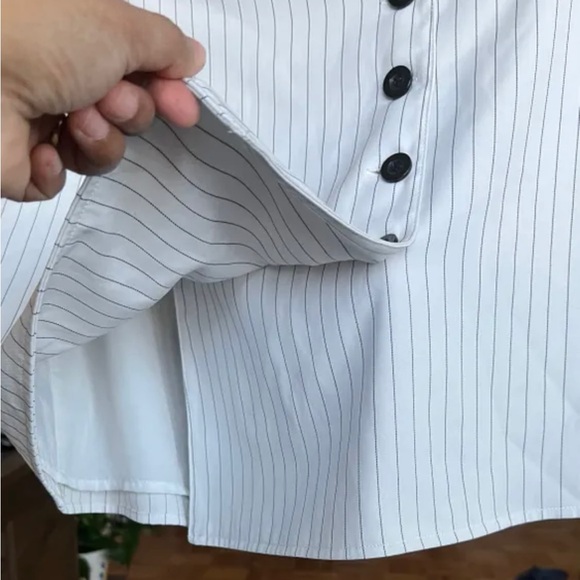 Mini skirt - Picture 4 of 9